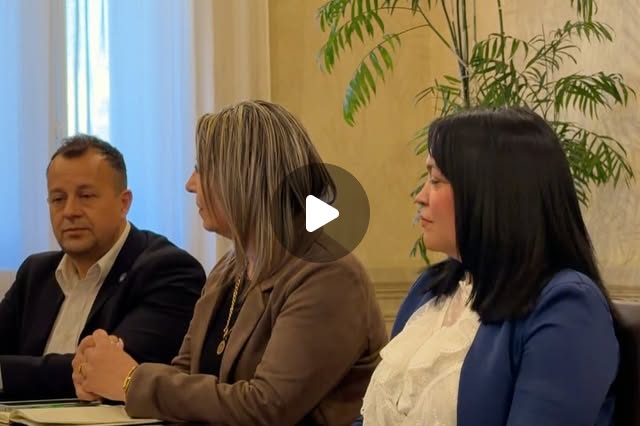 Encuentro y conversatorio de Mujeres Fénix.